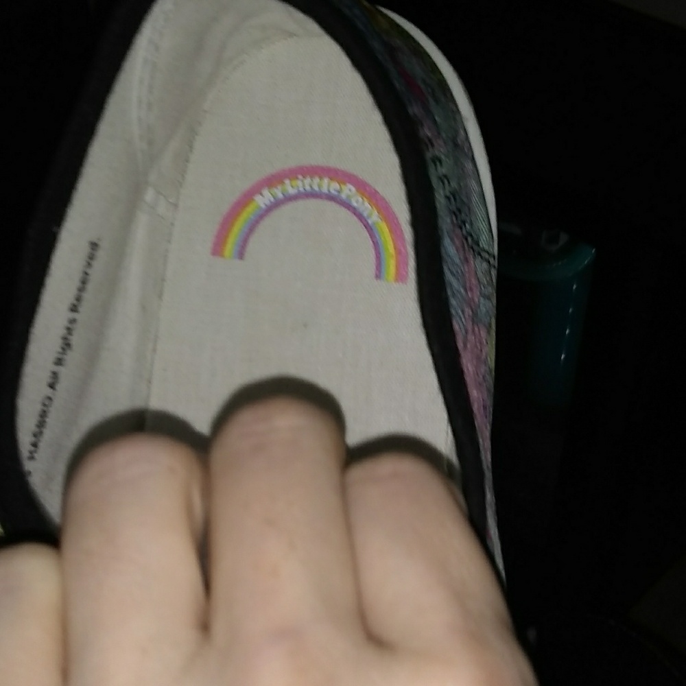 Nwt: extremely adorable adult My Little Pony shoes - Picture 2 of 6